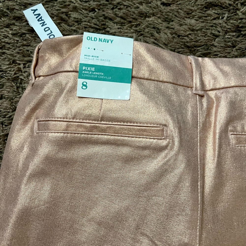 Brand New with tags size 8 Old Navy Pixie Ankle Pants.